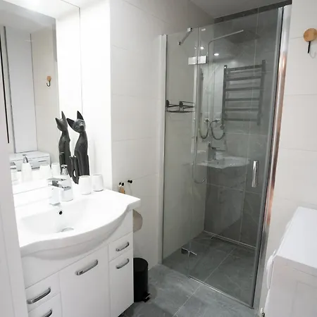 - Nad Malym Jeziorakiem