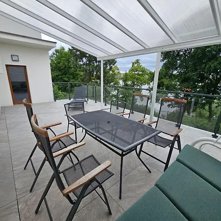 - Nad Malym Jeziorakiem * Iława