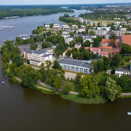 - Nad Malym Jeziorakiem Apartamento *