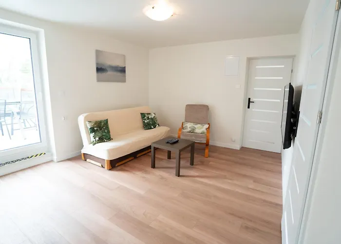 - Nad Malym Jeziorakiem Apartamento