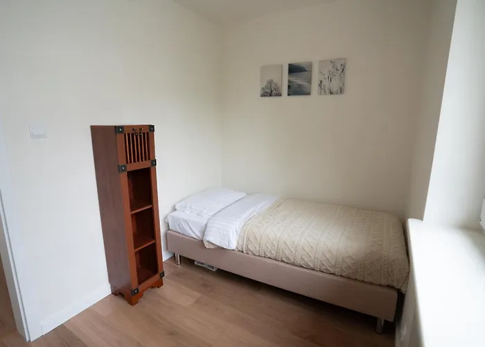 - Nad Malym Jeziorakiem *