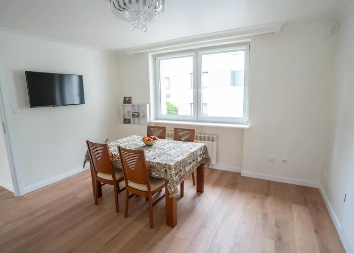 - Nad Malym Jeziorakiem Apartamento *