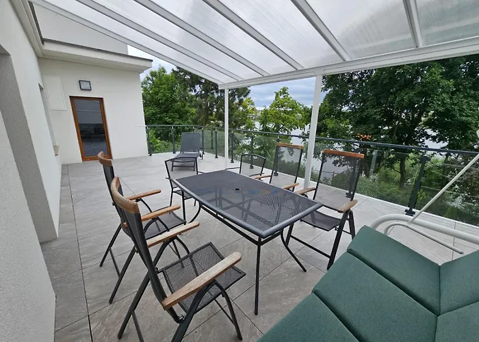 - Nad Malym Jeziorakiem * Iława