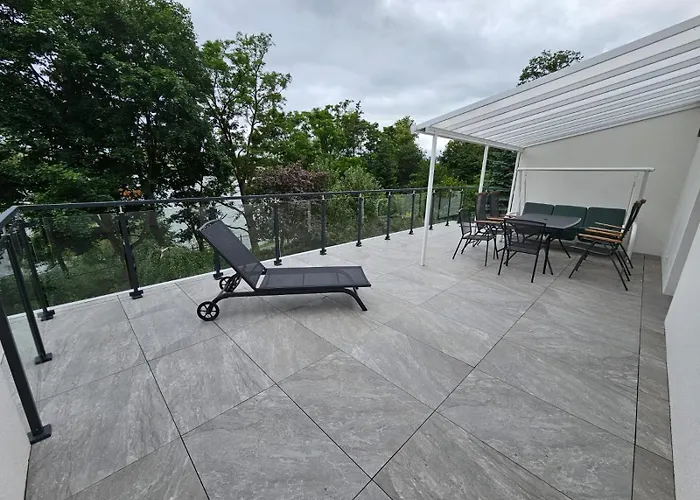 - Nad Malym Jeziorakiem *