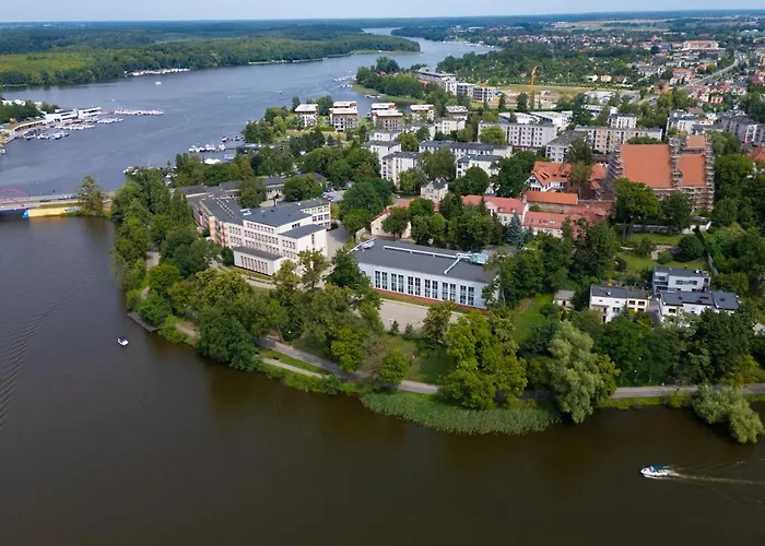 - Nad Malym Jeziorakiem Apartamento *